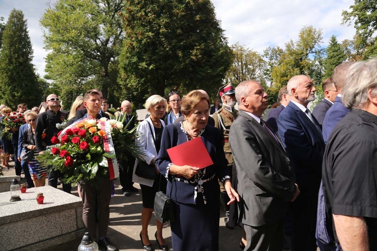 Pogrzeb najstarszej Polki - Wandy Szajowskiej 