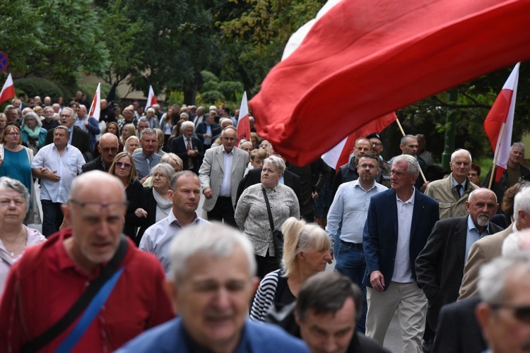 W uroczystości wizięło udział wiele osób, równiez spoza Mielca.