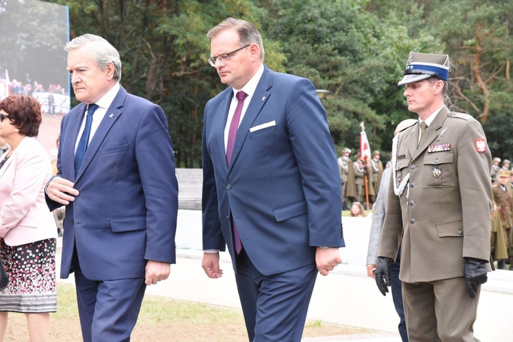 Pomnik żołnierzy wyklętych i niezłomnych w Mielcu