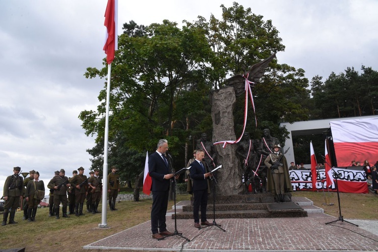 Pomnik żołnierzy wyklętych i niezłomnych w Mielcu