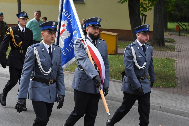 Pomnik żołnierzy wyklętych i niezłomnych w Mielcu