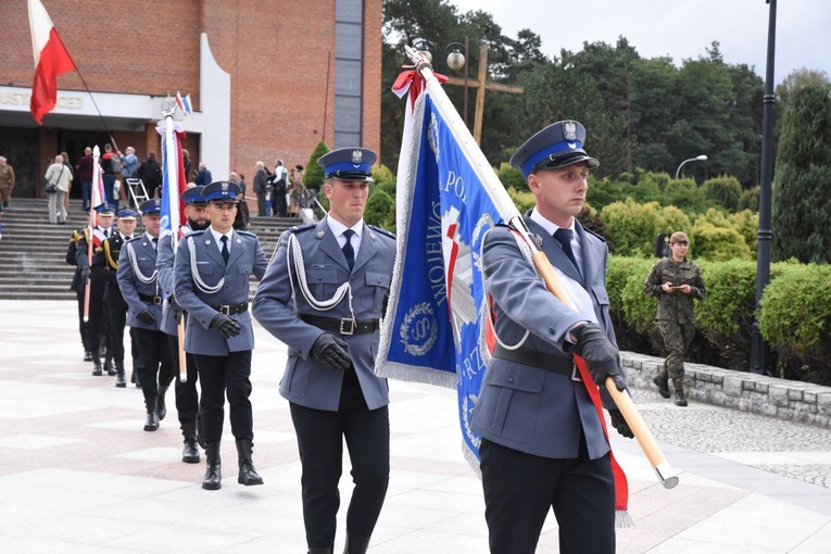 Pomnik żołnierzy wyklętych i niezłomnych w Mielcu