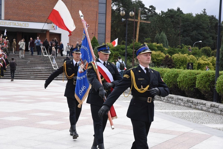 Pomnik żołnierzy wyklętych i niezłomnych w Mielcu
