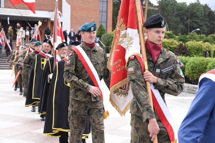 Pomnik żołnierzy wyklętych i niezłomnych w Mielcu