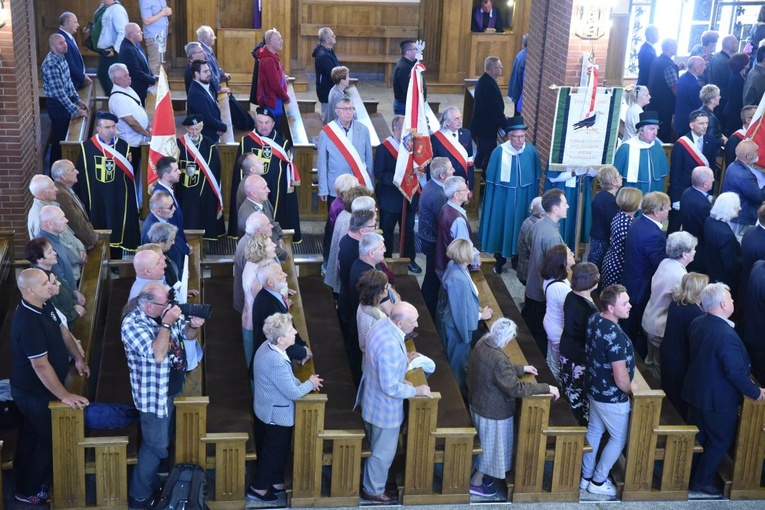 Pomnik żołnierzy wyklętych i niezłomnych w Mielcu