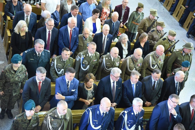 Pomnik żołnierzy wyklętych i niezłomnych w Mielcu