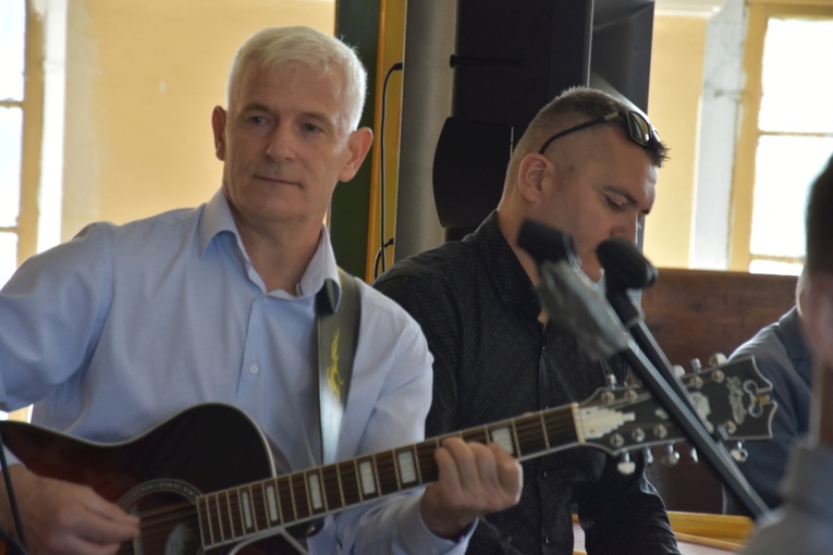 50-lecie parafii św. Józefa Obl. NMP w Wierzchosławicach