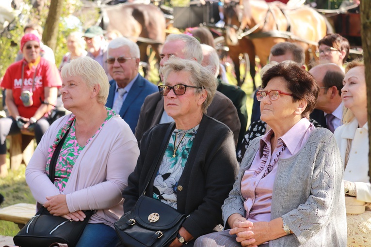 90-lecie Amatorskiego Zespołu Regionalnego im. Wł. St. Reymonta w Lipcach Reymontowskich