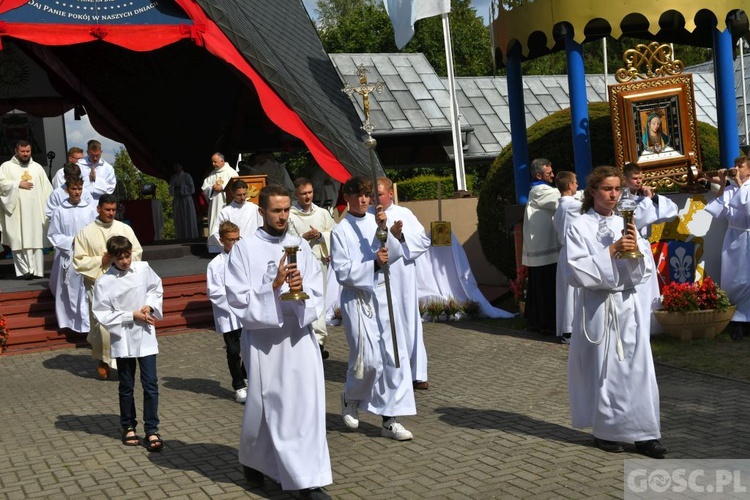 Pielgrzymka Ruchu Światło-Życie do Rokitna