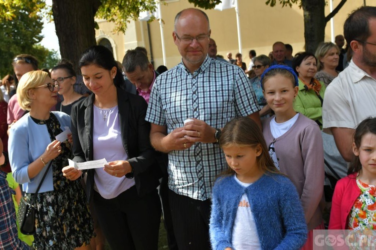 Pielgrzymka Ruchu Światło-Życie do Rokitna