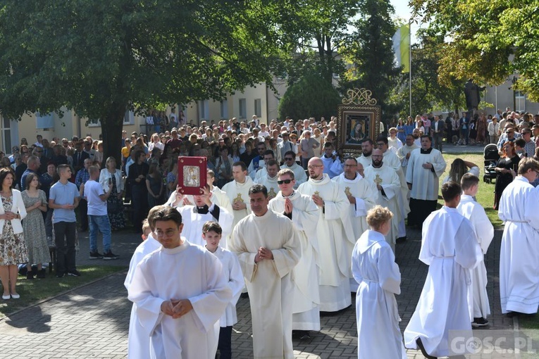 Pielgrzymka Ruchu Światło-Życie do Rokitna