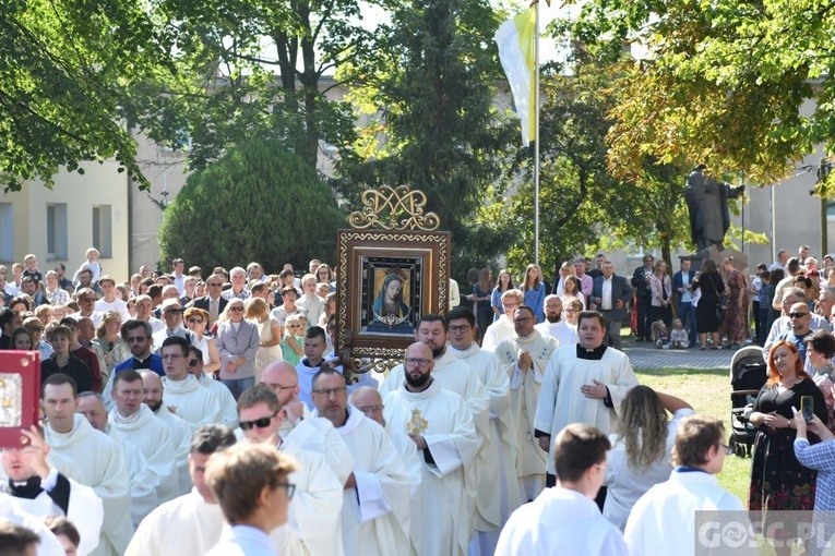 Pielgrzymka Ruchu Światło-Życie do Rokitna