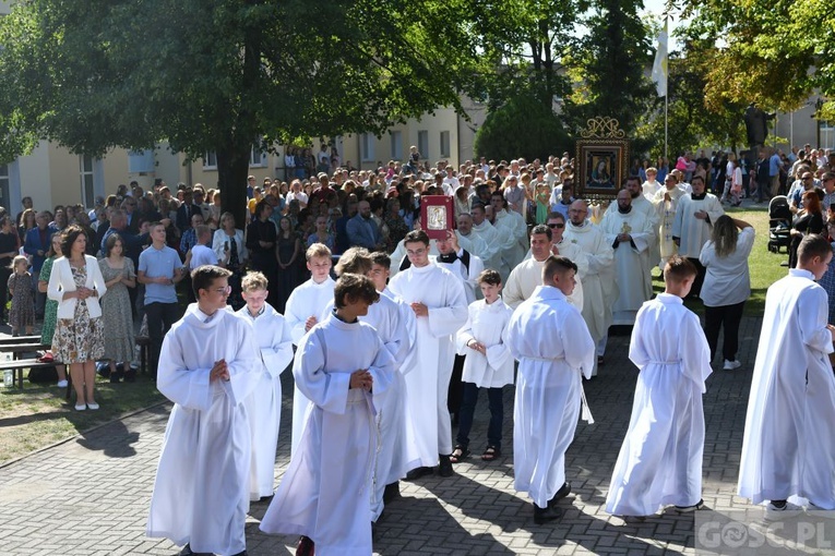 Pielgrzymka Ruchu Światło-Życie do Rokitna