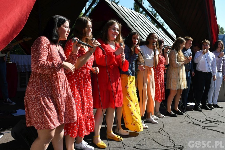 Pielgrzymka Ruchu Światło-Życie do Rokitna