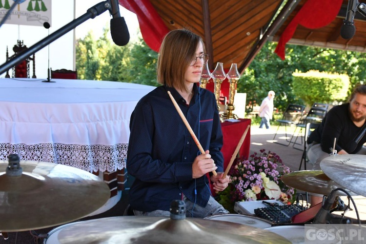 Pielgrzymka Ruchu Światło-Życie do Rokitna