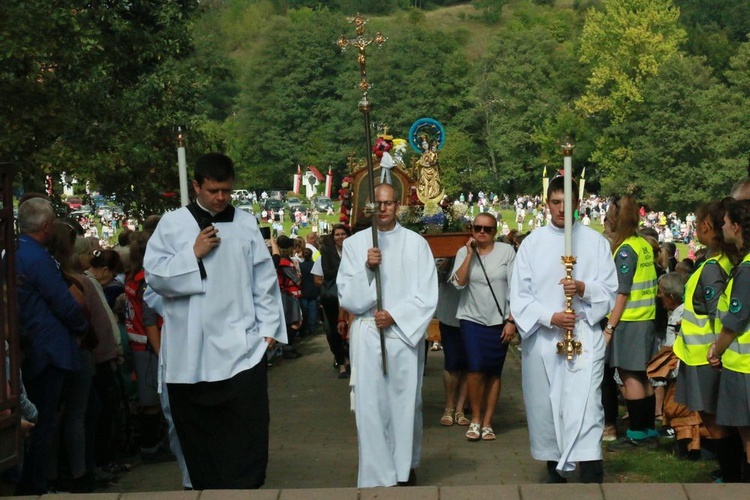 Wąwolnica pełna pielgrzymów