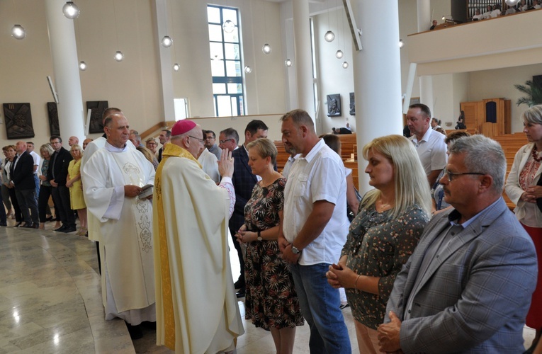 Pielgrzymka srebrnych jubilatów w Opolu
