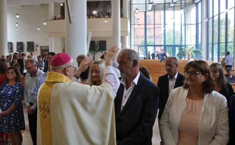 Pielgrzymka srebrnych jubilatów w Opolu