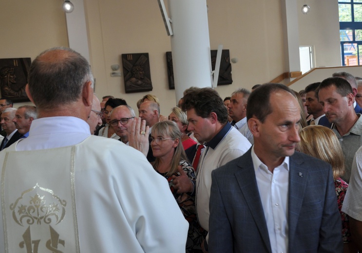 Pielgrzymka srebrnych jubilatów w Opolu