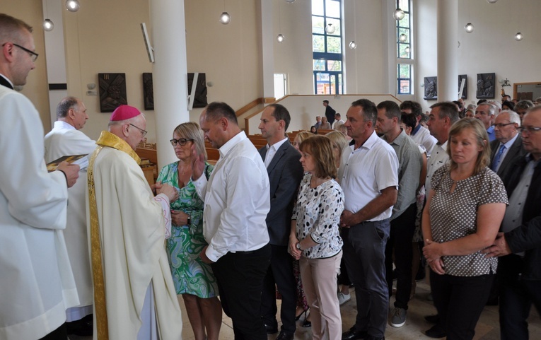 Pielgrzymka srebrnych jubilatów w Opolu