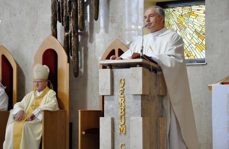 Pielgrzymka srebrnych jubilatów w Opolu