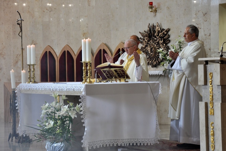Pielgrzymka srebrnych jubilatów w Opolu