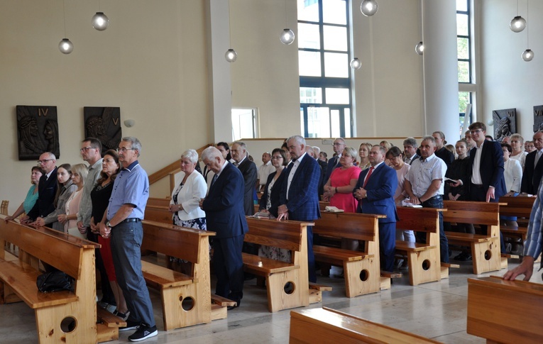 Pielgrzymka srebrnych jubilatów w Opolu