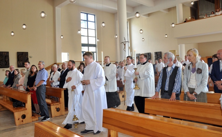 Pielgrzymka srebrnych jubilatów w Opolu