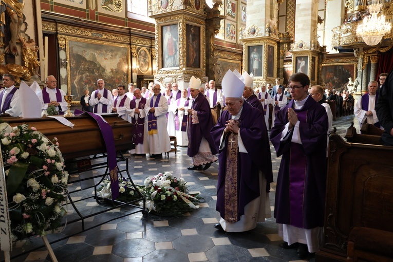 Pogrzeb ks. prof. inf. Józefa Krasińskiego