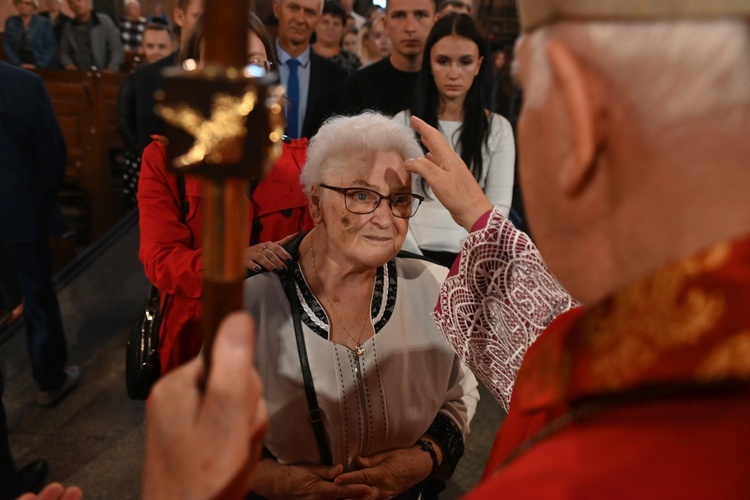 Kwartalne bierzmowanie dla 18 osób