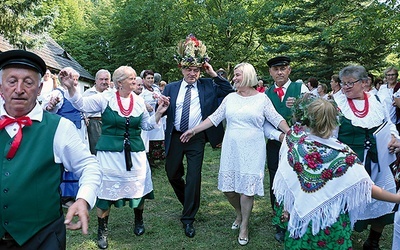 ▲	W rolę dziedziców wcielili się Ilona Jaroszek i Zbigniew Skuza.