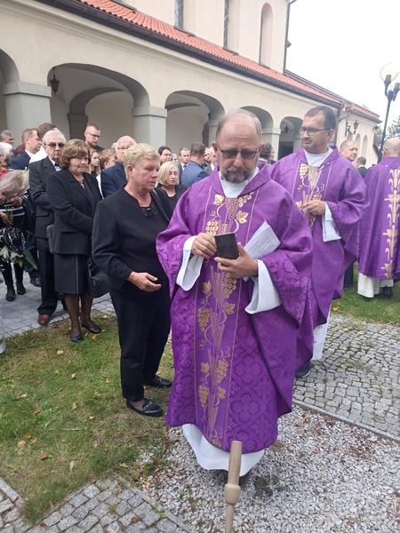 Pogrzebień. Pogrzeb ks. Jana Pytlika SDB, misjonarza z Peru