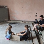 Krowiarki. Powstaje teledysk zespołu NiemaGOtu z udziałem dzieci z Ukrainy