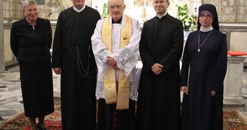 W drodze na ołtarze