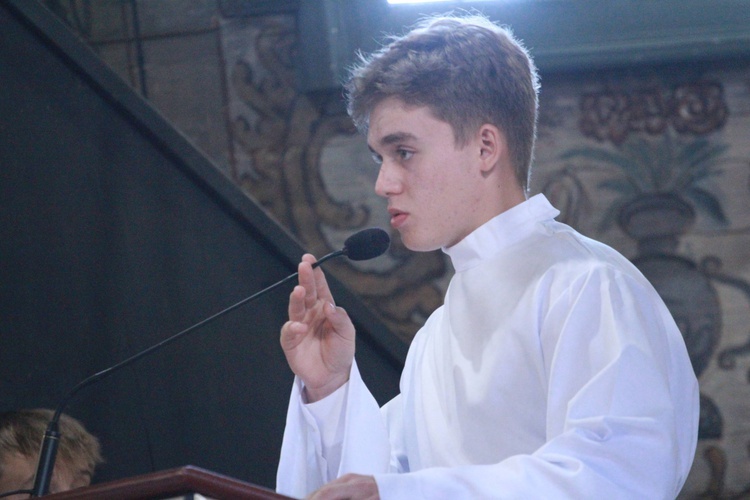 Nowi ministranci i deesemki w Brunarach
