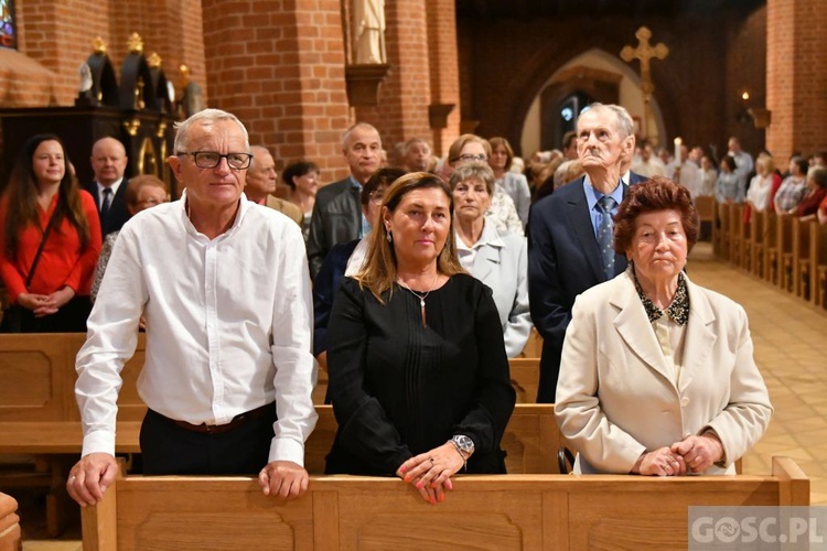 Wręczenie odznaczenia Zasłużony dla Diecezji Zielonogórsko-Gorzowskiej