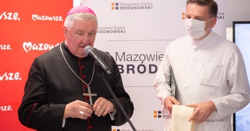 Bp Romuald Kamiński poświęcił odnowiony SOR Mazowieckiego Szpitala Bródnowskiego