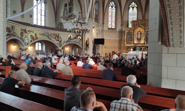 Spotkanie nadzwyczajnych szafarzy komunii
