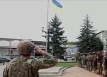 W odbitej z rąk wojsk rosyjskich Bałakliji oficjalnie podniesiono ukraińską flagę