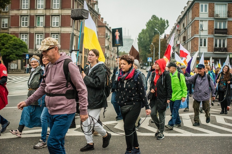 Pielgrzymka do sanktuarium Matki Bożej Trąbkowskiej