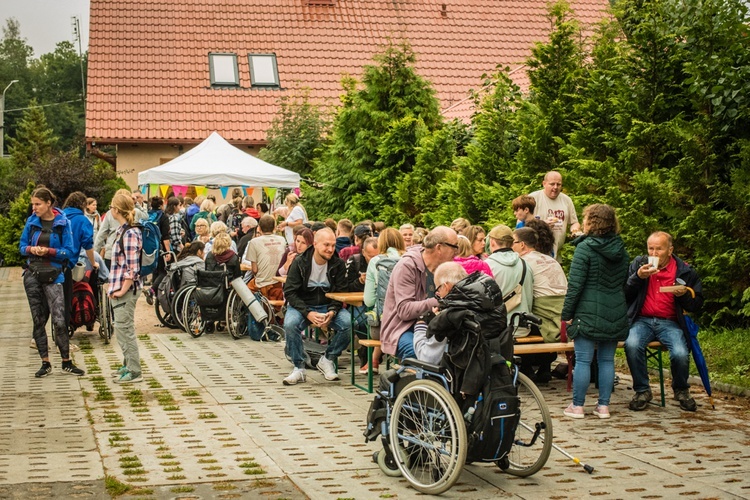 Pielgrzymka do sanktuarium Matki Bożej Trąbkowskiej