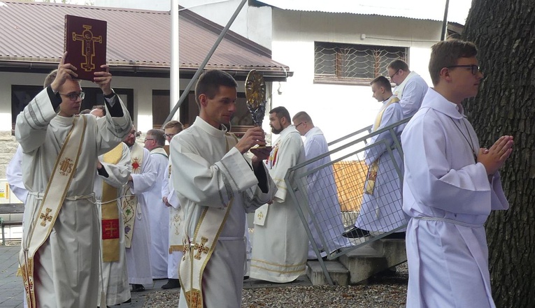 Młodzi w amfiteatrze pod Grojcem w Żywcu - 2022