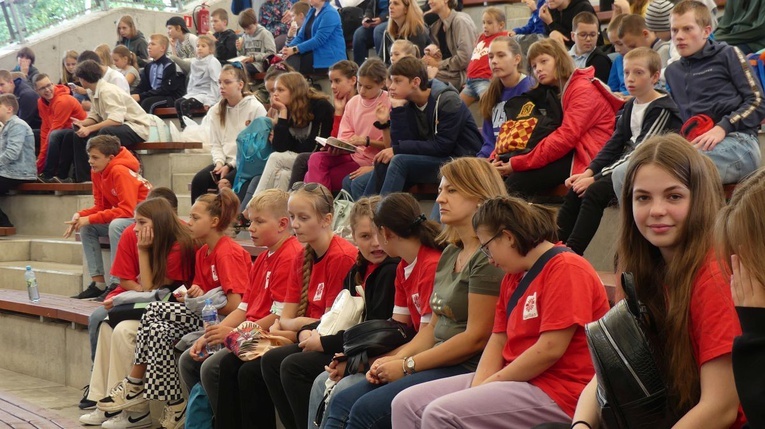 Młodzi w amfiteatrze pod Grojcem w Żywcu - 2022