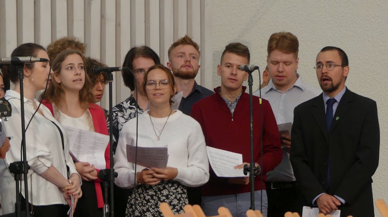 Młodzi w amfiteatrze pod Grojcem w Żywcu - 2022