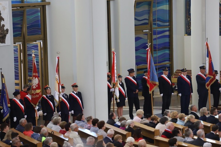 XX Ogólnopolska Pielgrzymka Kolejarzy do Sanktuarium Bożego Miłosierdzia w Krakowie-Łagiewnikach