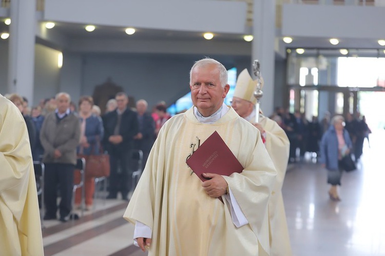 XX Ogólnopolska Pielgrzymka Kolejarzy do Sanktuarium Bożego Miłosierdzia w Krakowie-Łagiewnikach