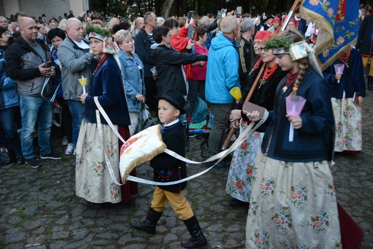 Nabożeństwo ze świecami na Górze św. Anny