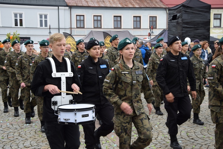 45. Skierniewickie Święto Kwiatów, Owoców i Warzyw. Parada