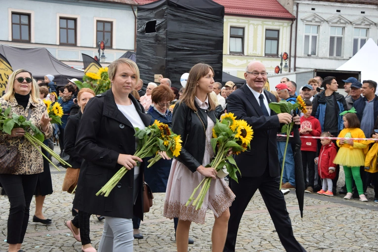 45. Skierniewickie Święto Kwiatów, Owoców i Warzyw. Parada