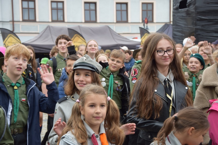 45. Skierniewickie Święto Kwiatów, Owoców i Warzyw. Parada